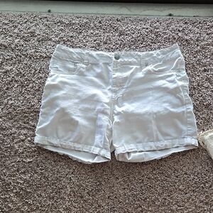 d. jeans White Jean Shorts Relaxed Fit Cuffed Hems